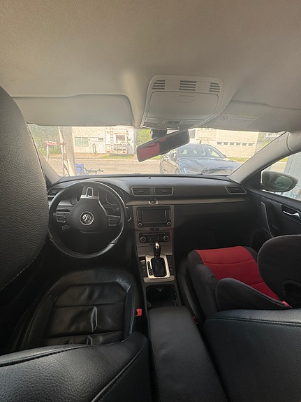 Volkswagen Passat 5 of 5