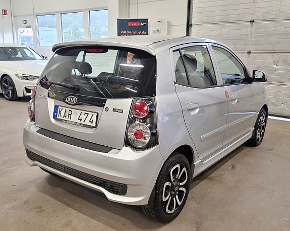 Kia Picanto 4 of 17