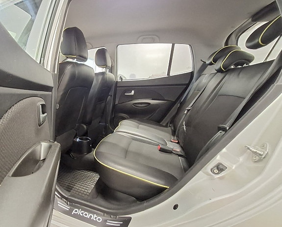 Kia Picanto 11 of 17