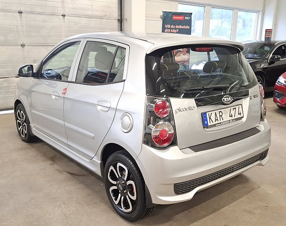 Kia Picanto 5 of 17