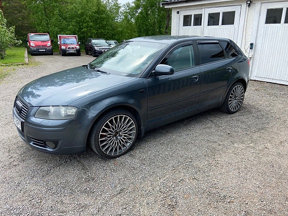 Audi A3 4 of 5