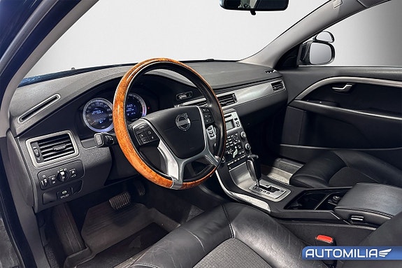 Volvo V70 5 of 18