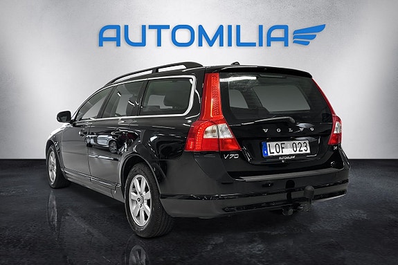 Volvo V70 13 of 18