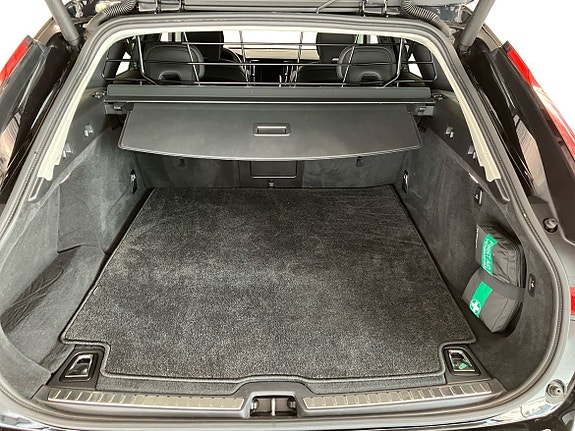 Volvo V90 13 of 16