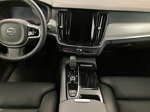 Volvo V90 12 of 16