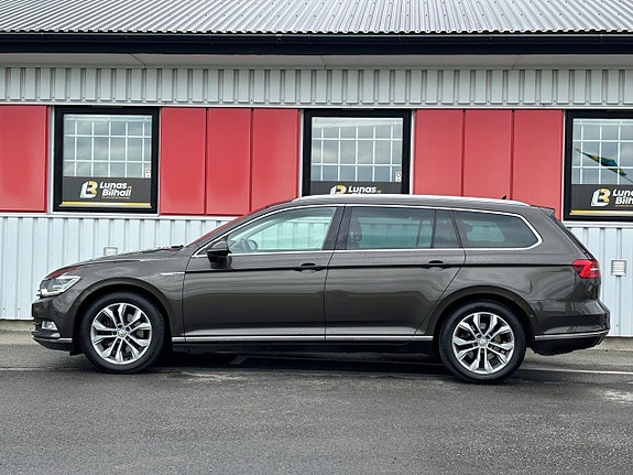 Volkswagen Passat 3 of 5