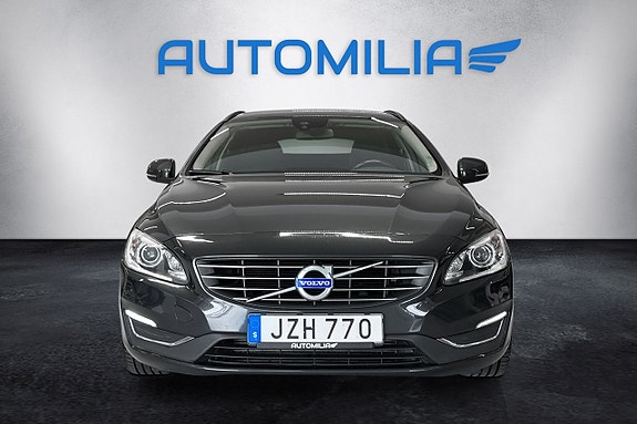 Volvo V60 4 of 5