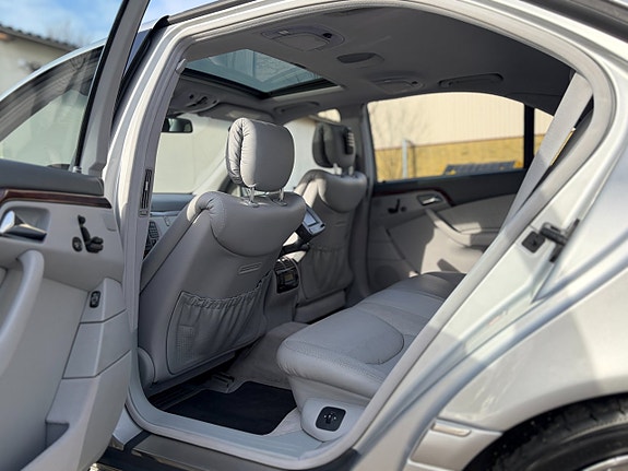 Mercedes-Benz S55 16 of 27