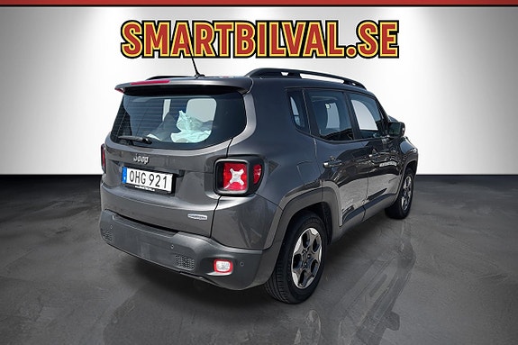 Jeep Renegade 5 of 13