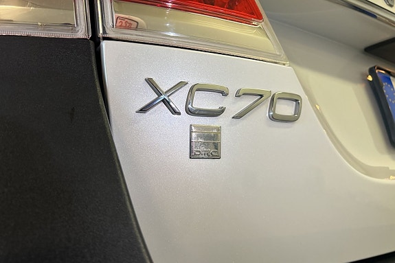 Volvo XC70 14 of 30
