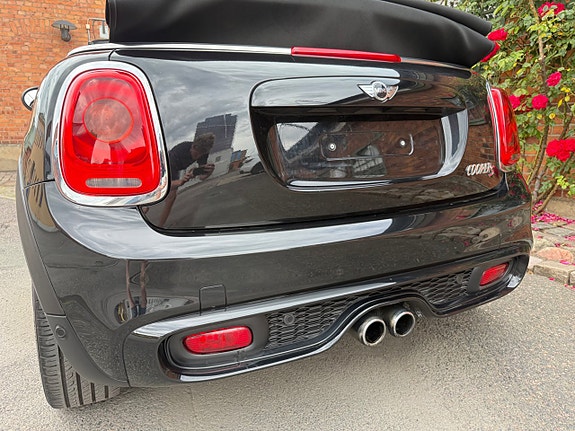 MINI Cooper S 11 of 27