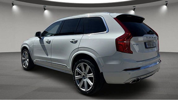Volvo XC90 4 of 14
