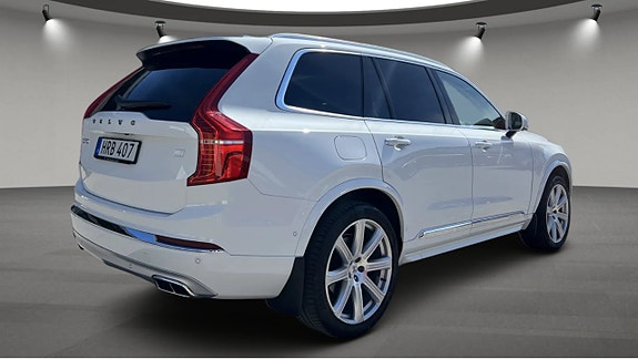 Volvo XC90 3 of 14