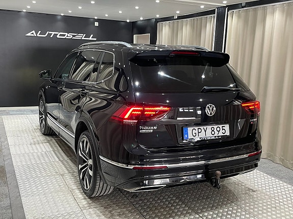 Volkswagen Tiguan Allspace 6 of 27