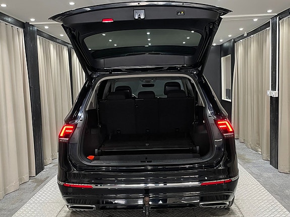 Volkswagen Tiguan Allspace 10 of 27