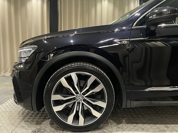 Volkswagen Tiguan Allspace 2 of 5