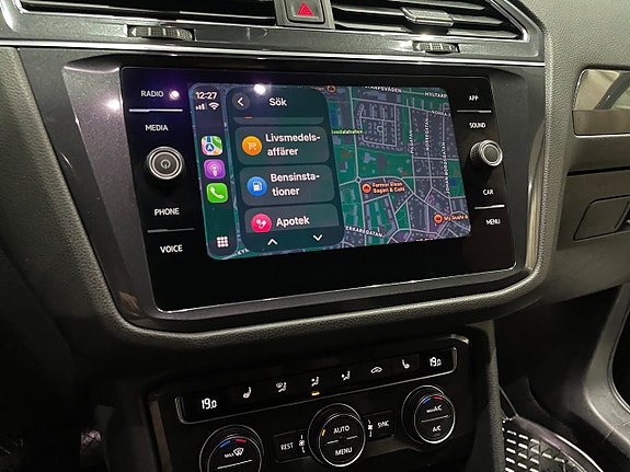 Volkswagen Tiguan Allspace 17 of 27