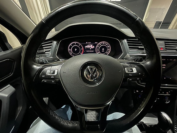 Volkswagen Tiguan Allspace 20 of 27