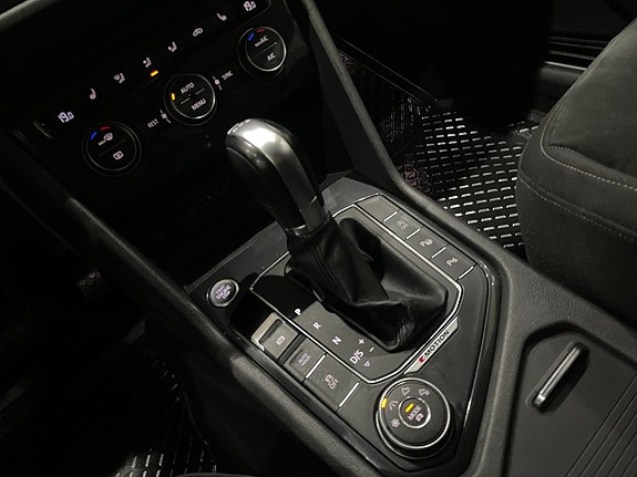 Volkswagen Tiguan Allspace 25 of 27
