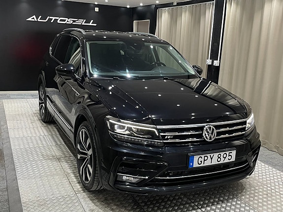 Volkswagen Tiguan Allspace 3 of 5