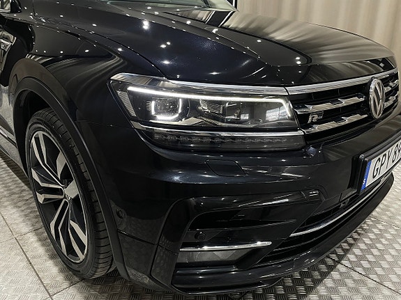 Volkswagen Tiguan Allspace 4 of 5