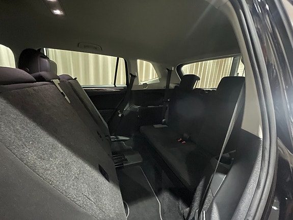 Volkswagen Tiguan Allspace 12 of 27