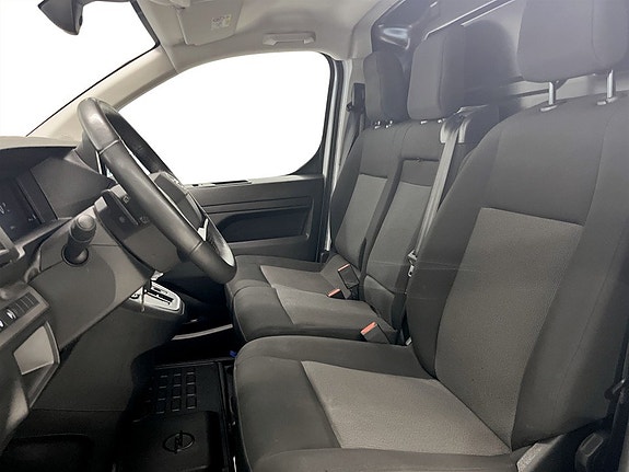 Opel Vivaro 9 of 24