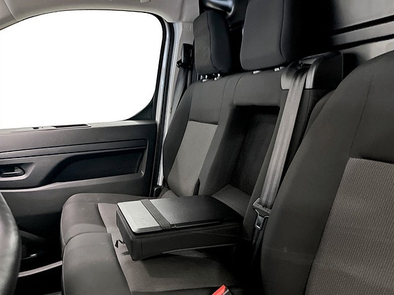 Opel Vivaro 10 of 24