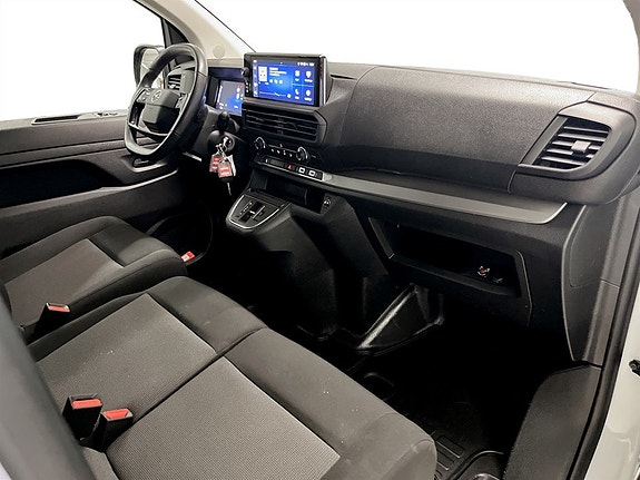 Opel Vivaro 21 of 24