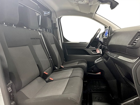 Opel Vivaro 22 of 24