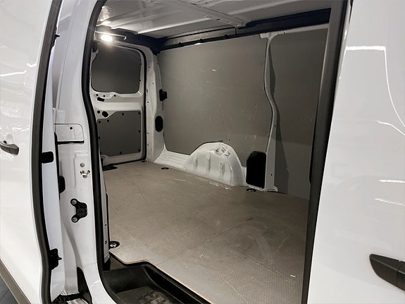 Opel Vivaro 23 of 24