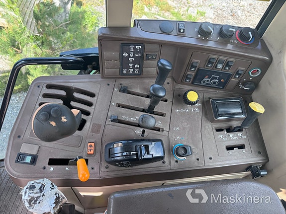 Traktor John Deere 6510 16 of 27