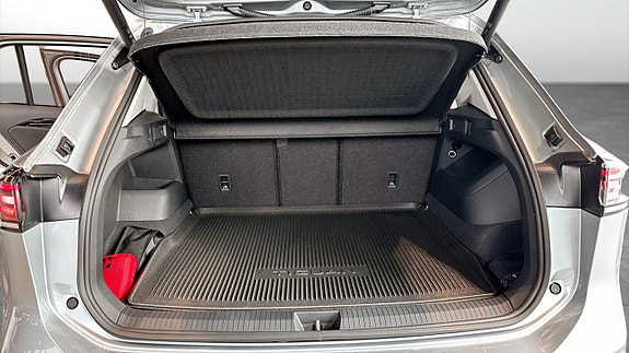 Volkswagen Tiguan 12 of 13