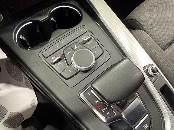 Audi A4 23 of 24