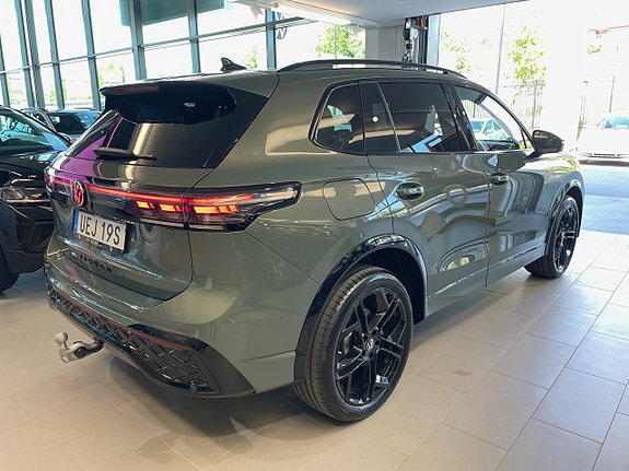 Volkswagen Tiguan 4 of 13