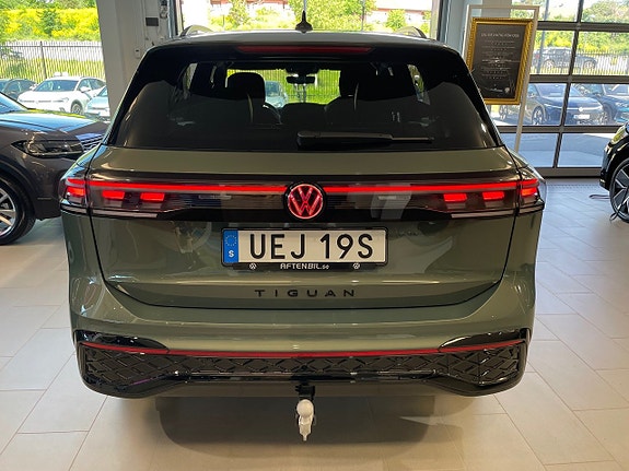 Volkswagen Tiguan 6 of 13