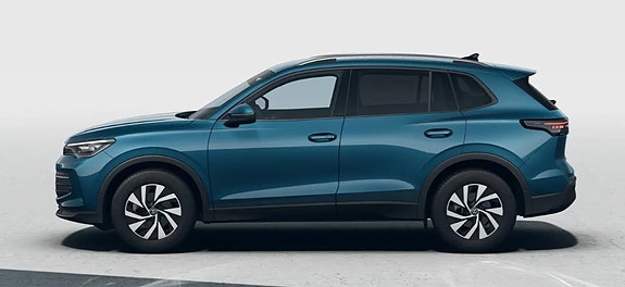 Volkswagen Tiguan 2 of 5
