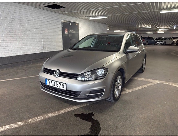 Volkswagen Golf VII 6 of 13