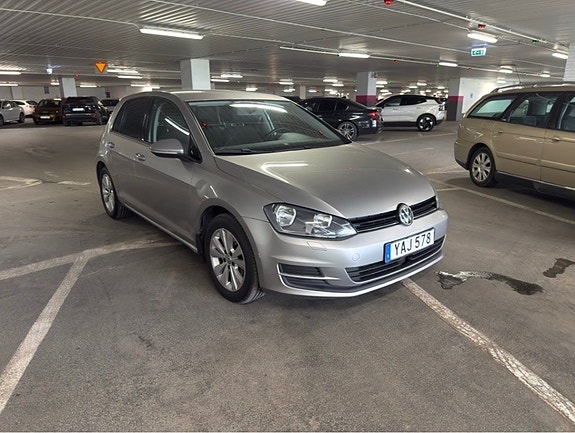 Volkswagen Golf VII 5 of 13