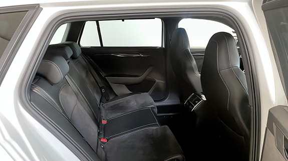 Skoda Superb 5 of 5