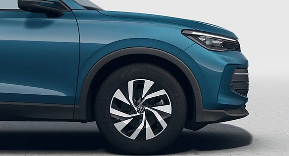 Volkswagen Tiguan 4 of 5