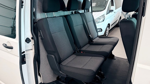 Volkswagen Transporter 17 of 22