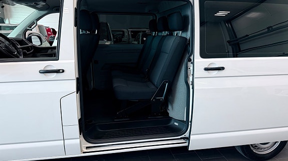 Volkswagen Transporter 14 of 22