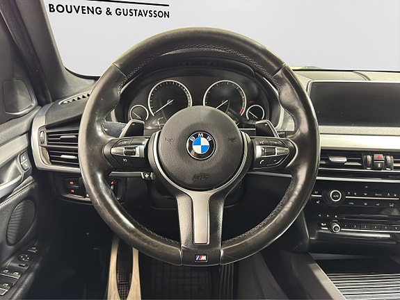 BMW X5 13 of 19