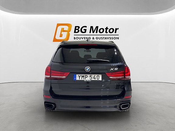 BMW X5 5 of 19