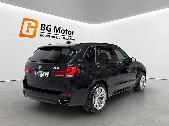 BMW X5 4 of 19