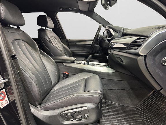 BMW X5 8 of 19