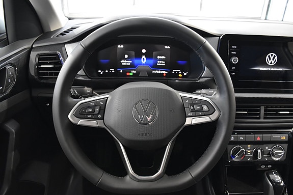 Volkswagen T-Cross 8 of 12