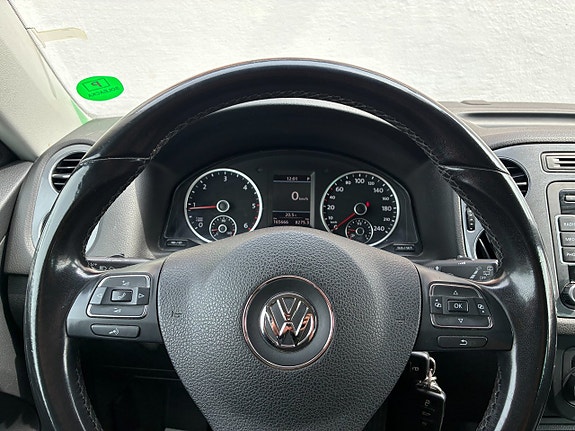 Volkswagen Tiguan 11 of 12