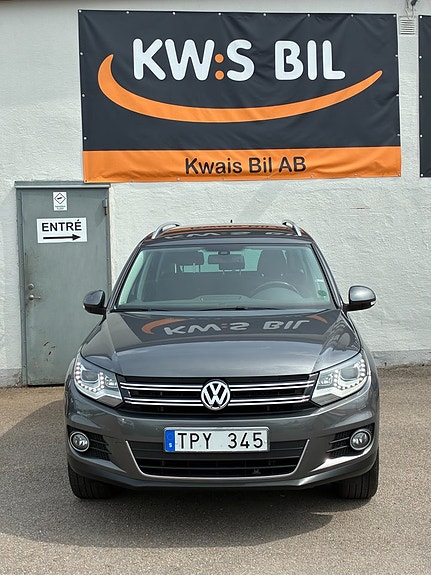 Volkswagen Tiguan 2 of 12